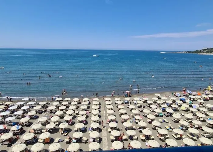 Sea View 1 *